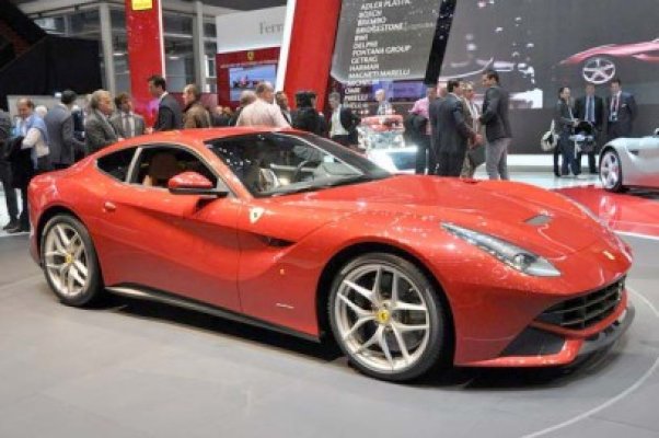 Ferrari F12 Berlinetta a fost lansat în România